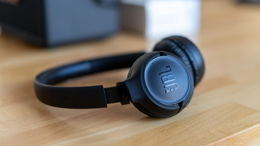 JBL Tune 530BT recenze: skvělá sluchátka s fantastickou výdrží
