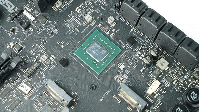 Co s cenami pamětí? Výrobci desek přepnou výrobu na levnější modely, AMD vrací do výroby staré čipsety