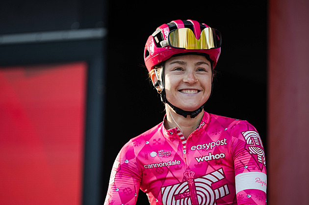 Bulimie, ztráta menstruace, selhání ledvin. Cyklistka chtěla vítězit, málem se zabila