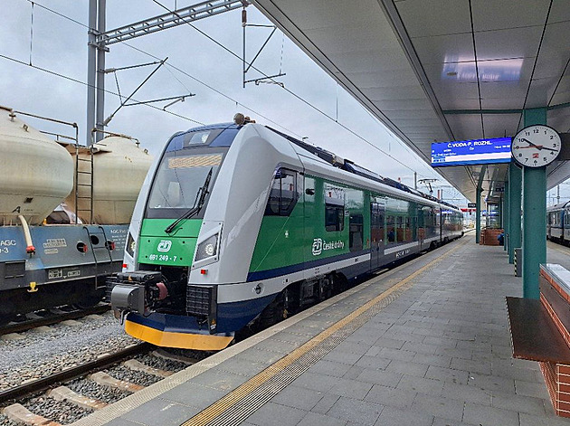 Od neděle zdraží jízdné a cesta z Pardubic do Hradce zabere 14 minut