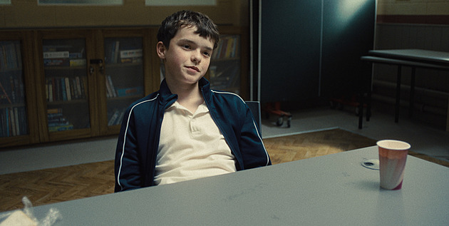 TRAILERY ROKU: Nejvíce lákala drsná série Adolescent, zkáza Titanu či Hra na oliheň