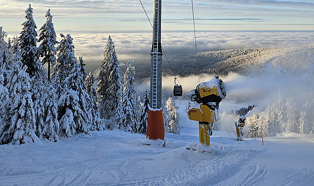 Po srážce s lyžařem v Rakousku utrpěl zranění český snowboardista