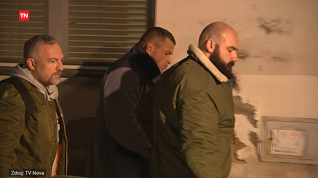 Zápasníka Karlose Vémolu z vazby převezli do nemocnice, podstoupil zákrok