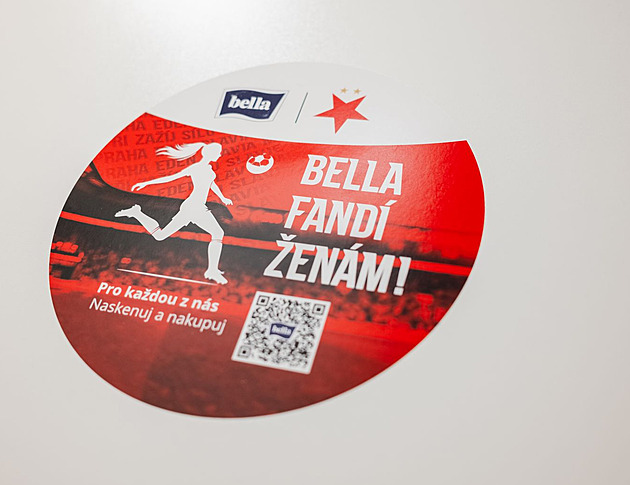 Novinka na českém fotbalovém stadionu. Slavia nabídne na WC menstruační potřeby