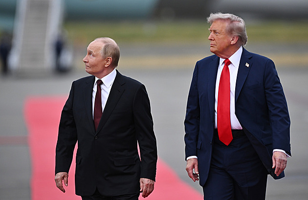 Konstruktivně, věcně, otevřeně. Trump si hodinu volal s Putinem o Íránu a Ukrajině