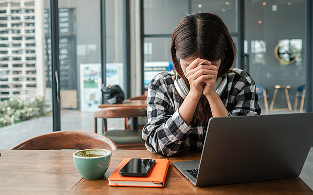 Plat až na druhém místě. K výpovědím nás ženou spíš mikronespravedlnosti