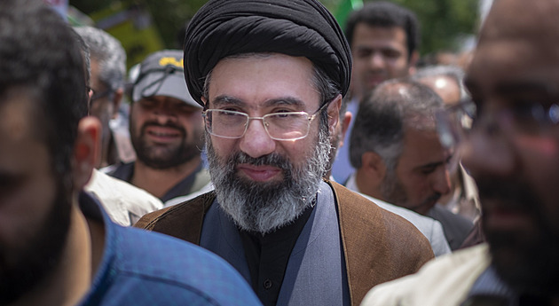 USA netuší, co je s Chameneím a jeho suitou. Dají 10 milionů dolarů za informace