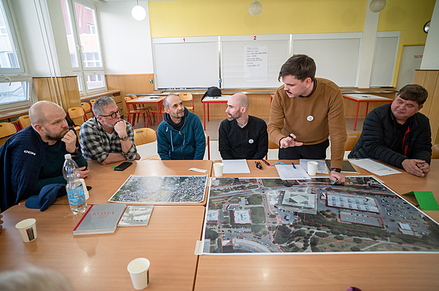 Společenské centrum na místě zbouraného Šmoulího města se otevře příští rok