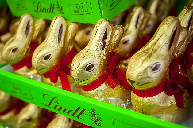 Předražené Velikonoce? Čokoláda je letos luxusem, domácím barvením ušetříte stokoruny
