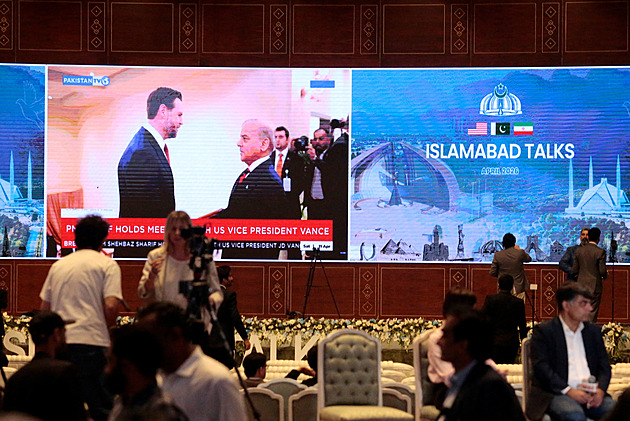 Konečně tváří v tvář. Írán a USA jednají v Pákistánu o míru, řeší hlavně Hormuz