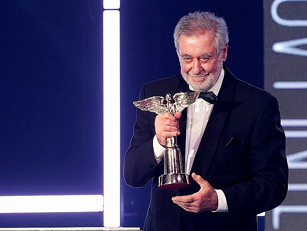 Ceny Anděl ONLINE: sošku má Michal Prokop či rappeři. Mluví se o stavu společnost: