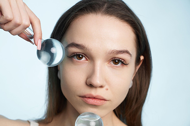 Skalpel? Ještě ne, prosím. K mladé pleti jsou i jiné cesty