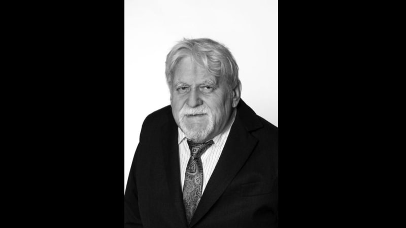 Zemřel karlovarský zastupitel Jiří Fišer. O jeho nástupci se rozhodne v červnu