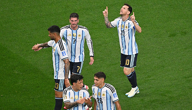 Argentina - Rakousko 2:0, Messiho show, dal oba góly a překonal rekord MS
