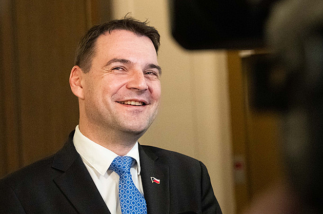 Macinka si utahoval z šéfky Zelených, Jurečka ho má za pubertálního pitomce