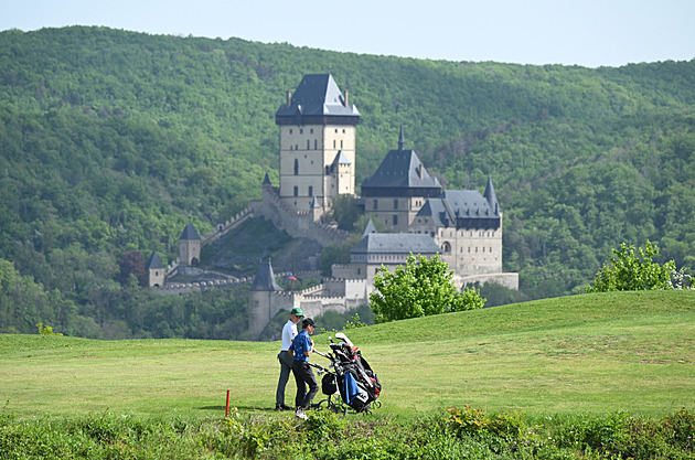 Golfový víkend v televizi. Z Karlštejna bude přenos v ČT, Štěpánek sehraje exhibici