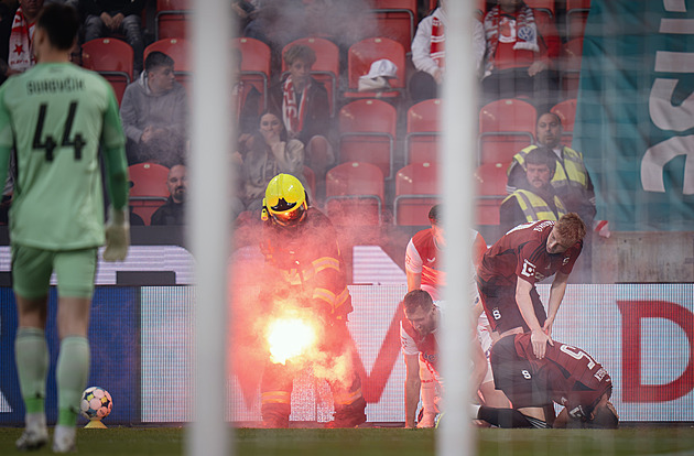 Slavia při derby pochybila, další sankce ale nejsou nutné, oznámilo vnitro