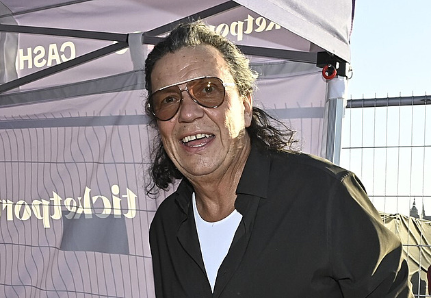 Richard Genzer zhubl 25 kilo. Nechlastám a píchám si injekce, prozradil