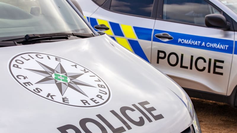 Odešel k maturitě, do školy už nedorazil. Policie na Berounsku vypátrala hledaného studenta