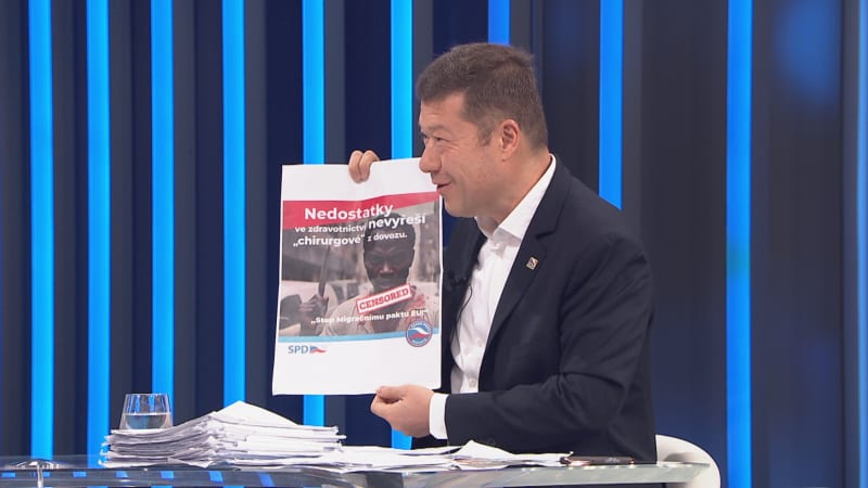 Soud osvobodil SPD. „Chirurgové z dovozu“ byli podle něj nevkusní, ovšem nikoli hodní trestu