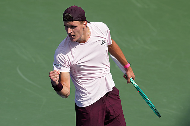 US Open ONLINE: Menšík bojuje o osmifinále, hraje s Američanem Tienem