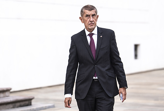 Lepší než nic, ale zásadně ničemu nepomůže, řekl Babiš k úpravě povolenek