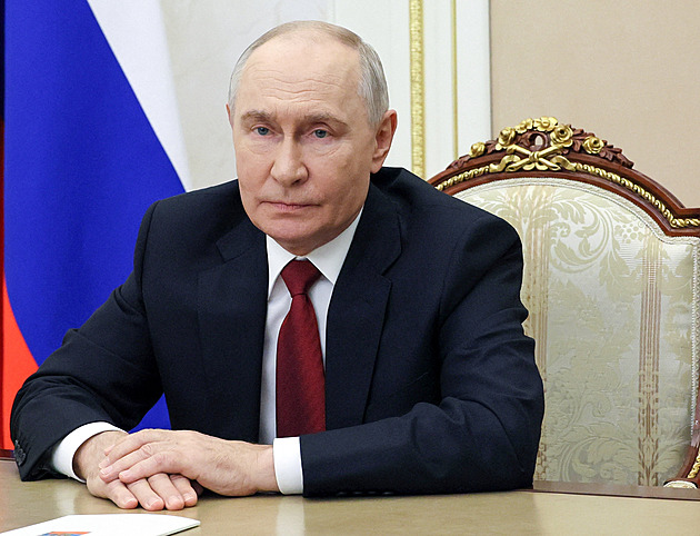 Volby ukážou podporu války, účastí přispějete k vítězství Ruska, řekl Putin