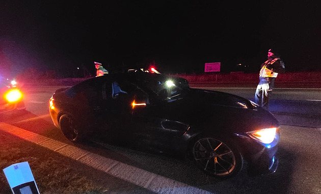 Na další tuningový sraz se sjelo tisíc aut. I v Brně policie rozdávala pokuty
