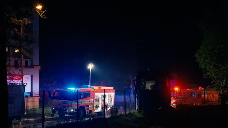 Vážná nehoda v Havířově: Autobus se srazil s náklaďákem, zranili se všichni cestující