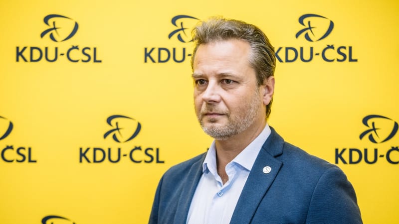 Rozhodl jediný hlas. V boji o Senát přeskočil lidovec soupeře z ODS, bude se přepočítávat?