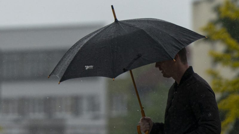 V Česku udeří déšť a sněžení. RADAR ukazuje, zda dorazí i k vám